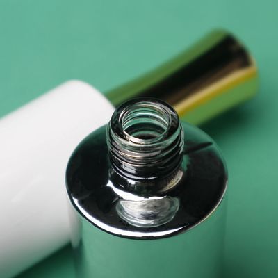 Capa de sellado Botellas de esmalte de uñas de vidrio vacío Superficie lisa SGS