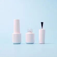 Embalaje de cosméticos con botella de esmalte de uñas transparente en forma personalizada