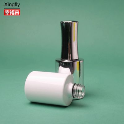 Buen precio Vidrio 15 ml botella de esmalte de uñas hecha a medida con revestimiento UV con cepillo y tapa en línea